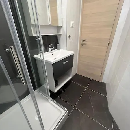 Apartment Luxury Penthouse In Makarska, Croatia *